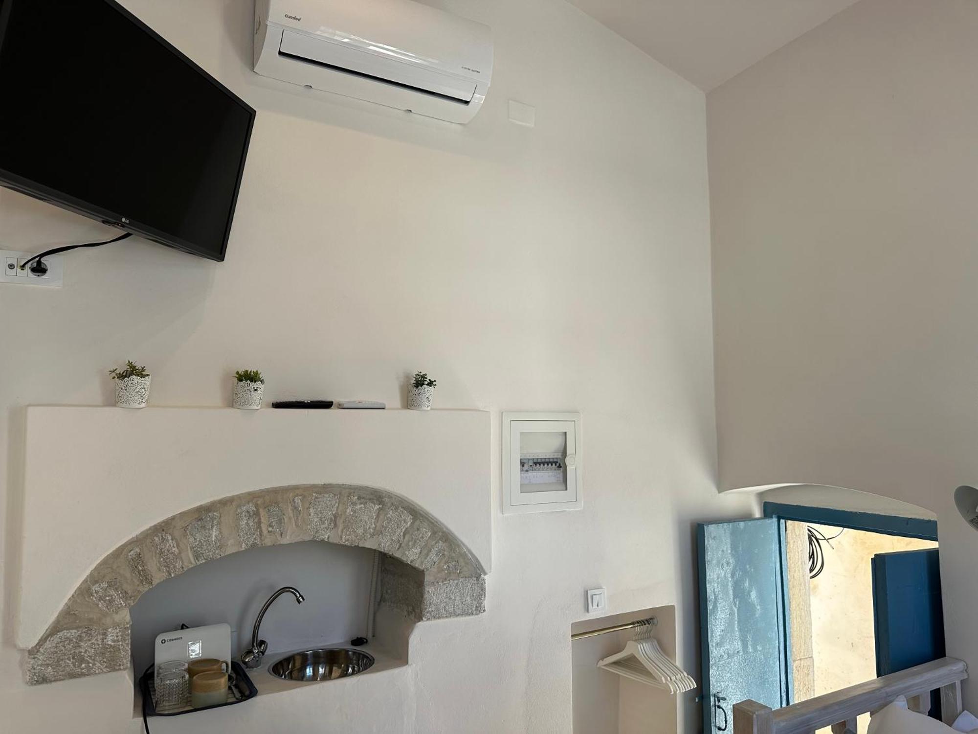 Little Gem Symi Boutique Studio ภายนอก รูปภาพ