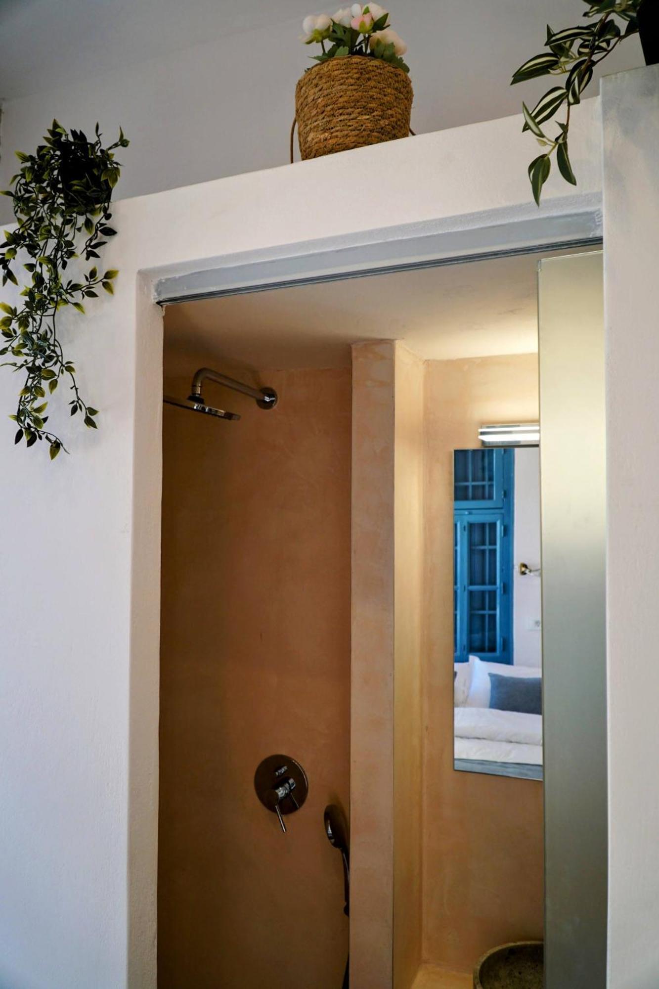 Little Gem Symi Boutique Studio ภายนอก รูปภาพ